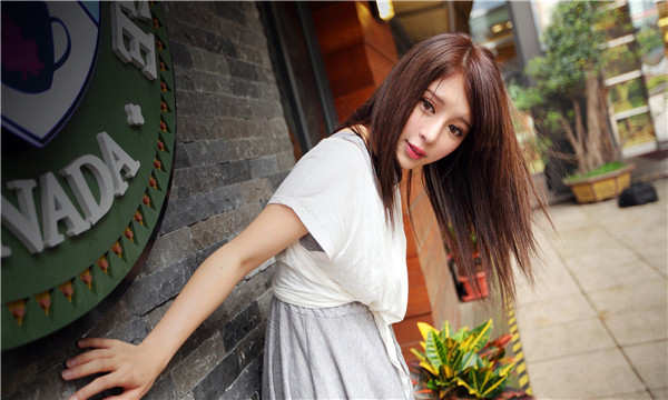海晏想找一个女性生孩子给报酬-｛找个女人生孩子多少钱｝